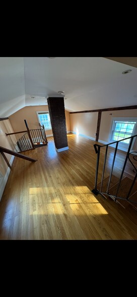 Building Photo - 1190 Quinnipiac Ave