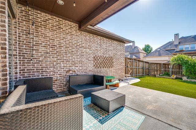 Building Photo - 7495 Perry Dr