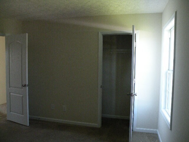 Building Photo - Beautiful custom home, don't want to miss this one!