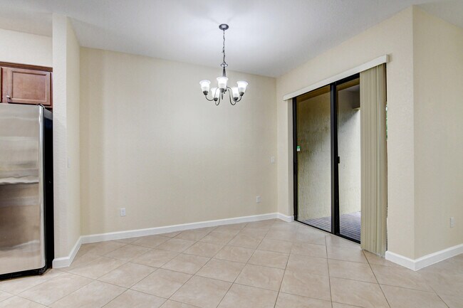 Building Photo - 10366 Wellington Parc Dr