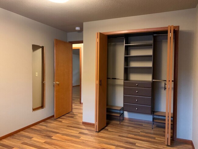 Building Photo - TFSC-A400