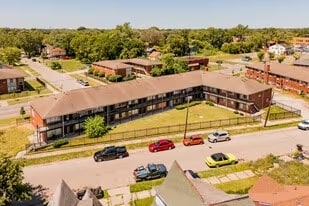 Building Photo - Chalmers Apartments