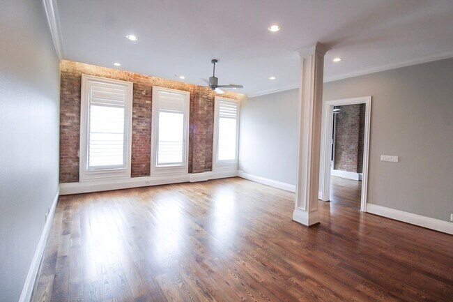 Building Photo - 2207 Postoffice St