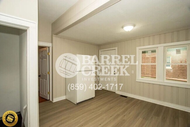 Building Photo - 2-Bedroom 1-Bath + Bonus room