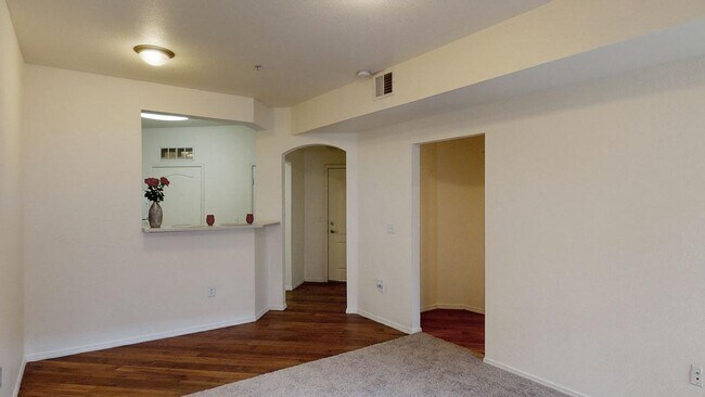 Building Photo - Citifront