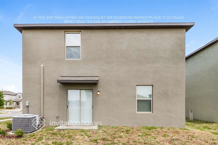Building Photo - 2207 Jungle Dr