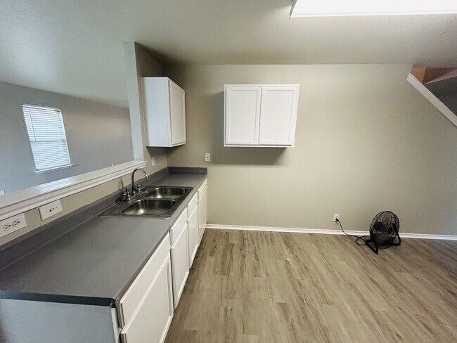 Building Photo - 3822 Krie Trail