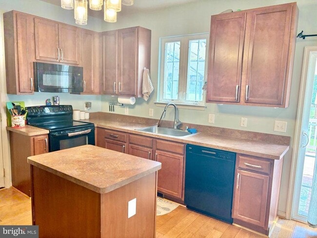 Building Photo - 11793 Bakers Lane