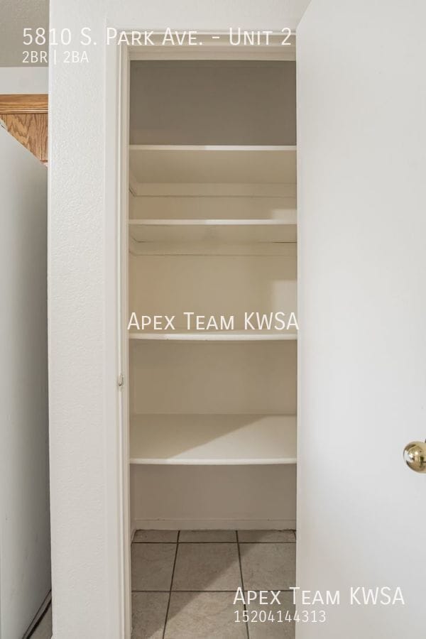 Building Photo - 5810 S Park Ave