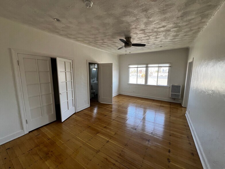 Building Photo - 1740 Winona Blvd