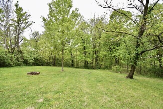 Building Photo - 9571 Beech Dr