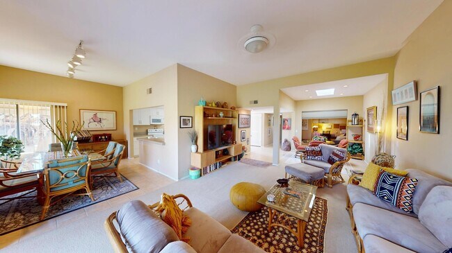 Building Photo - 72350 Rim Dr