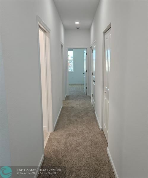 Building Photo - 5300 Thatcher Ct