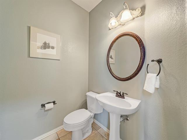 Building Photo - 520 Layton Dr