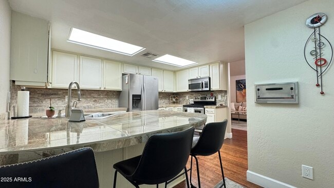 Building Photo - 15020 N 40th St