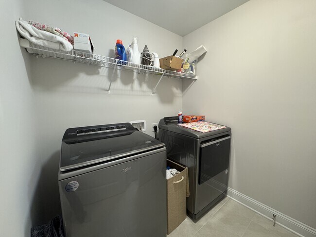 Building Photo - 434 Nantucket Trl