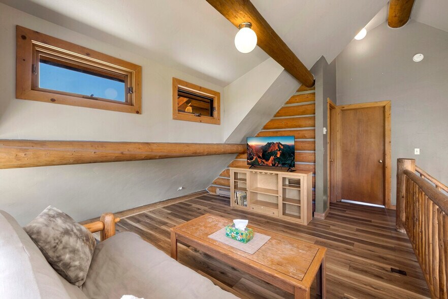 Building Photo - 51 High Bluff Dr