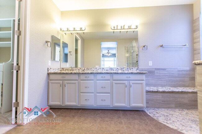 Building Photo - 4BR 2BA - Resort-Style Living in Ironwood Crossing – Heated Pool, Designer Finishes & Flexible Li...