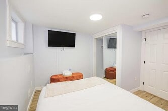 Building Photo - 1125 Washington Blvd