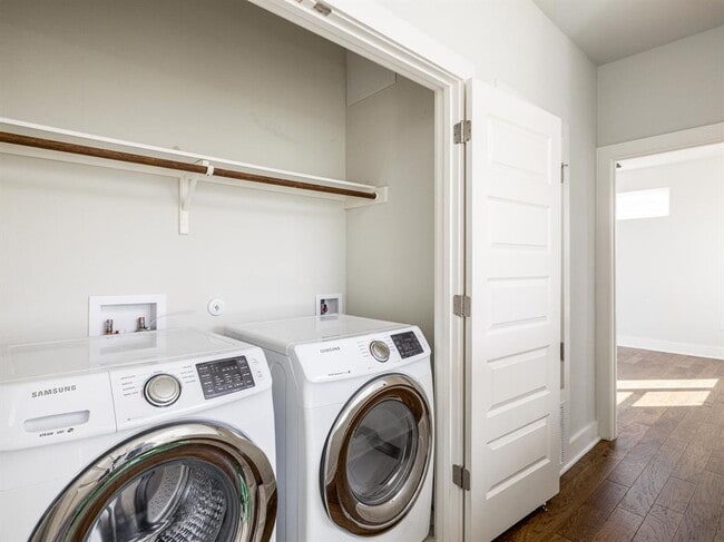 Building Photo - 2020 Sager Dr