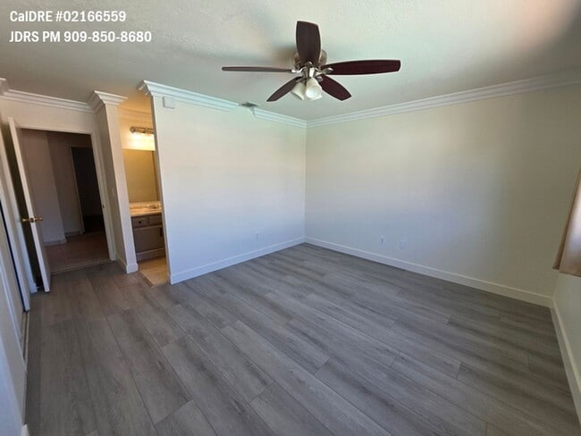 Building Photo - 9550 Cll Vejar