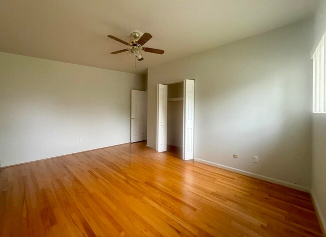 Building Photo - 412 S Revena Blvd