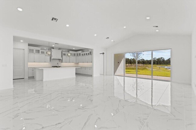 Building Photo - 10264 Field Flower Trl