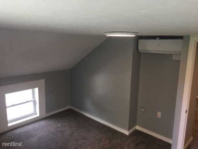 Building Photo - 73 S Spencer Rd
