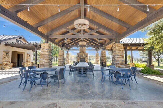 Building Photo - 5108 Alonso Dr