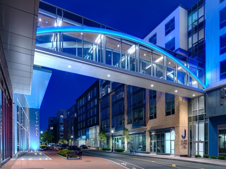 J Malden Center 190 Pleasant St Malden MA 02148 Apartment Finder