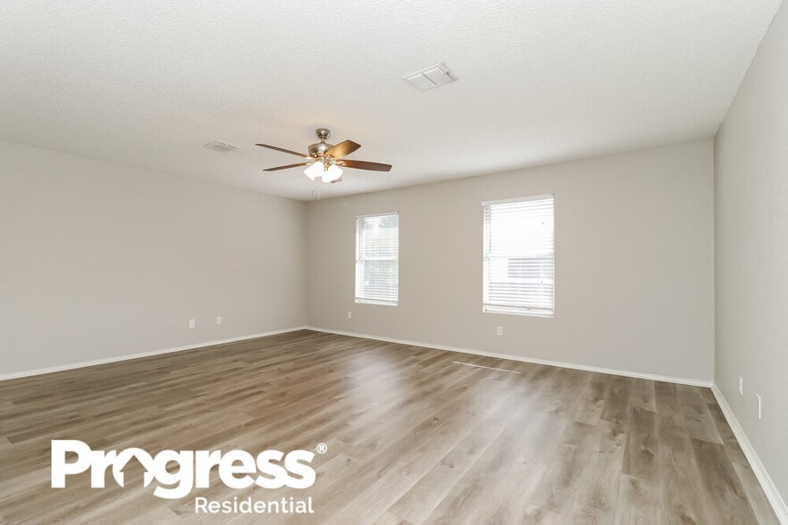 Building Photo - 6151 De Lollis Dr