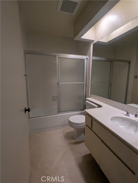 Building Photo - 28262 Glenbrook