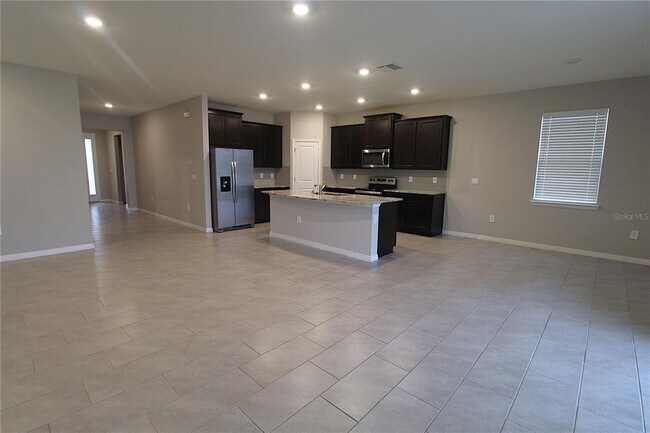 Building Photo - 5120 Tannin Ln