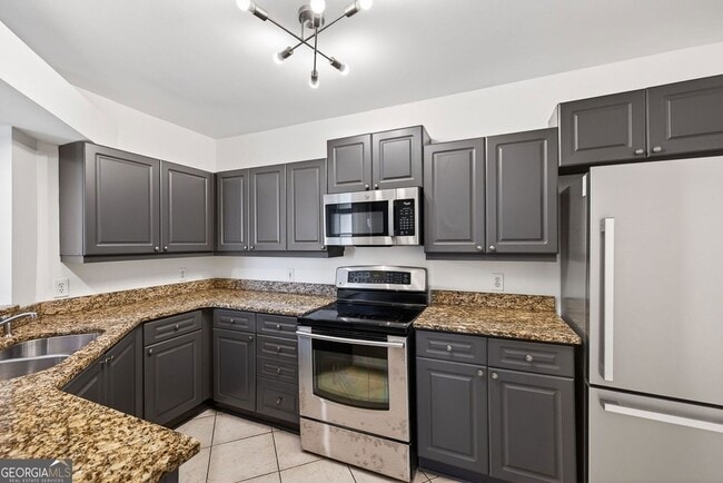 Building Photo - 3334 Peachtree Rd NE