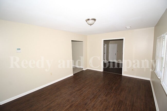 Building Photo - 961 Carrolton Rd