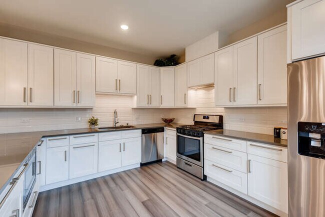 Building Photo - 4101 S Drexel Blvd