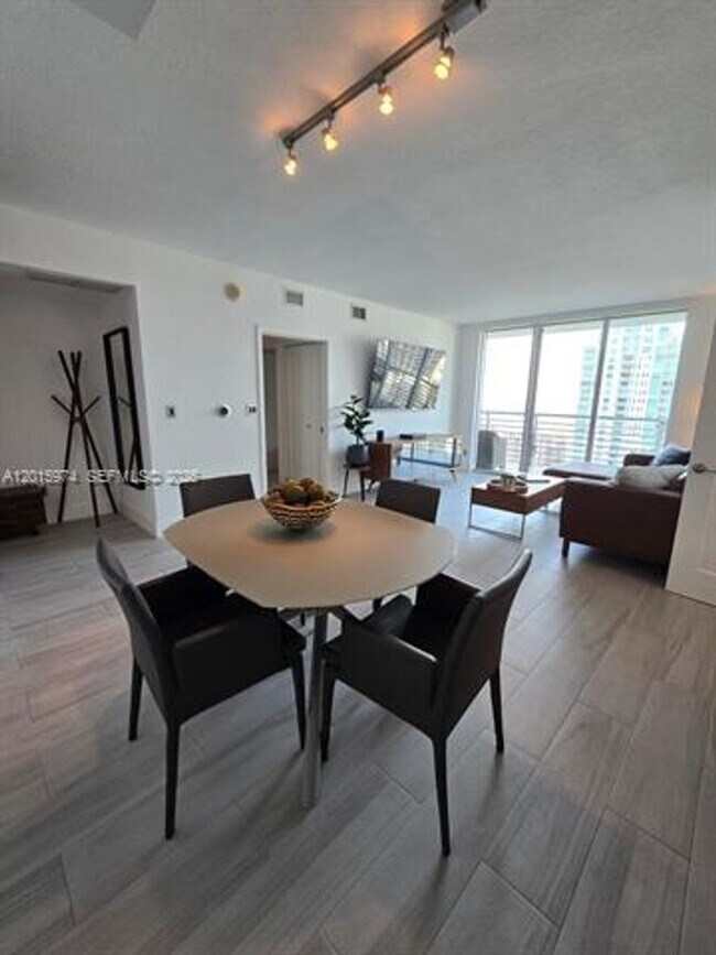 Building Photo - 325 S Biscayne Blvd