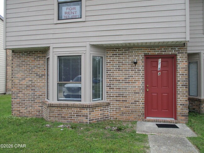 Building Photo - 1218 Stephen Dr