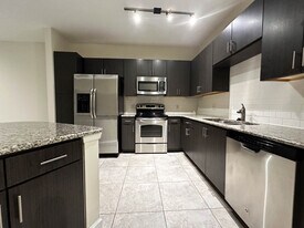 Building Photo - 3420 SW 23rd St