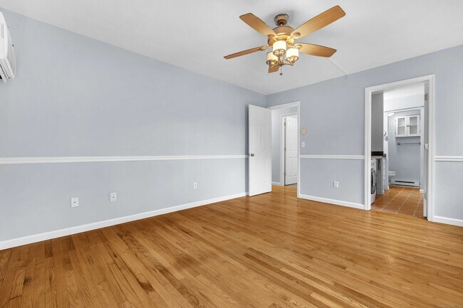 Building Photo - 72 Buddington Rd