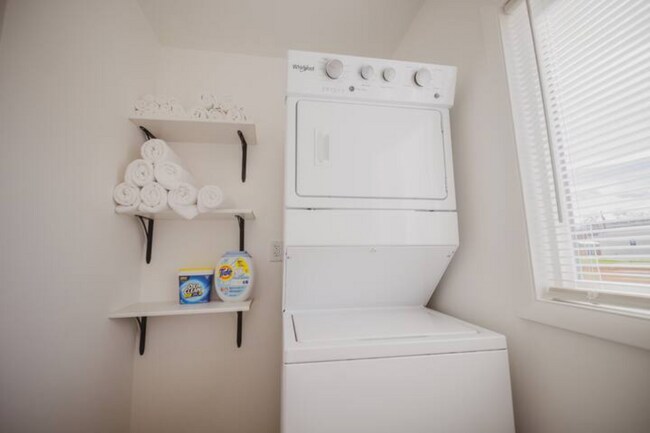 Building Photo - 104 Northside Dr