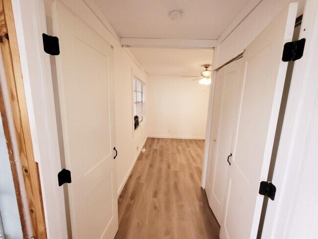 Building Photo - 315 Paridiso Pl