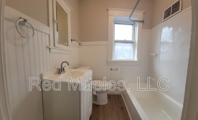 Building Photo - 708 Wilmington Ave