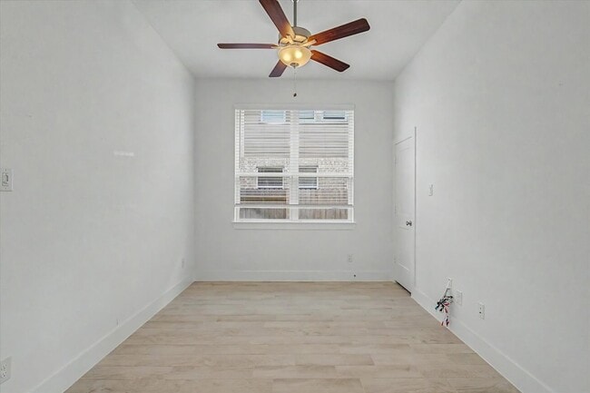 Building Photo - 21138 Garden Palm Dr