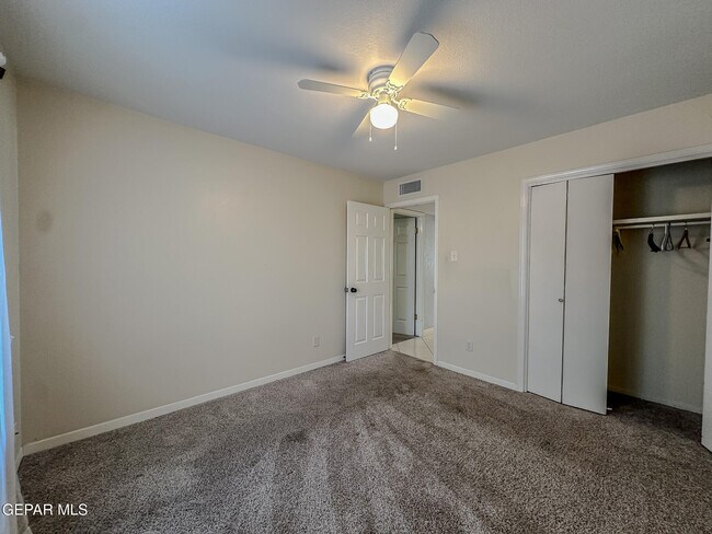 Building Photo - 6916 Polvadera Dr