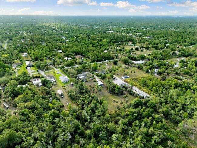 Building Photo - 1020 19th St SW