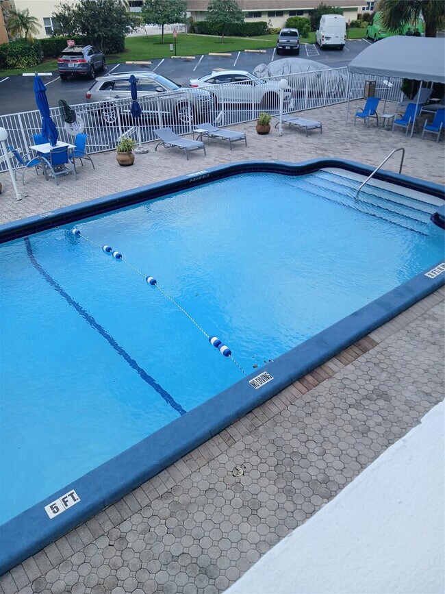 Building Photo - 1893 S Ocean Dr