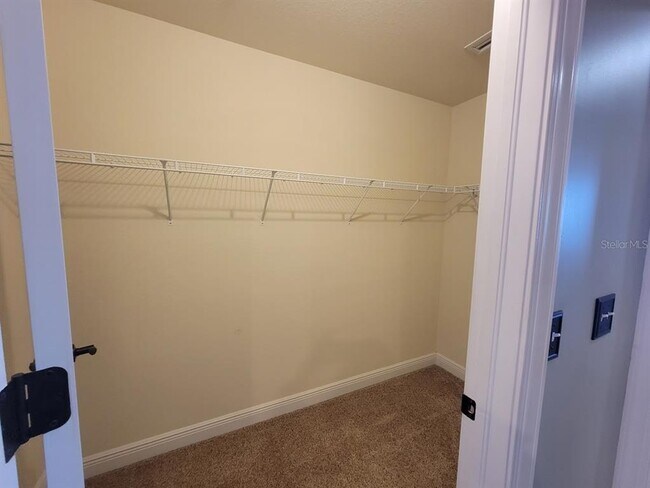 Building Photo - 5114 Melbourne St