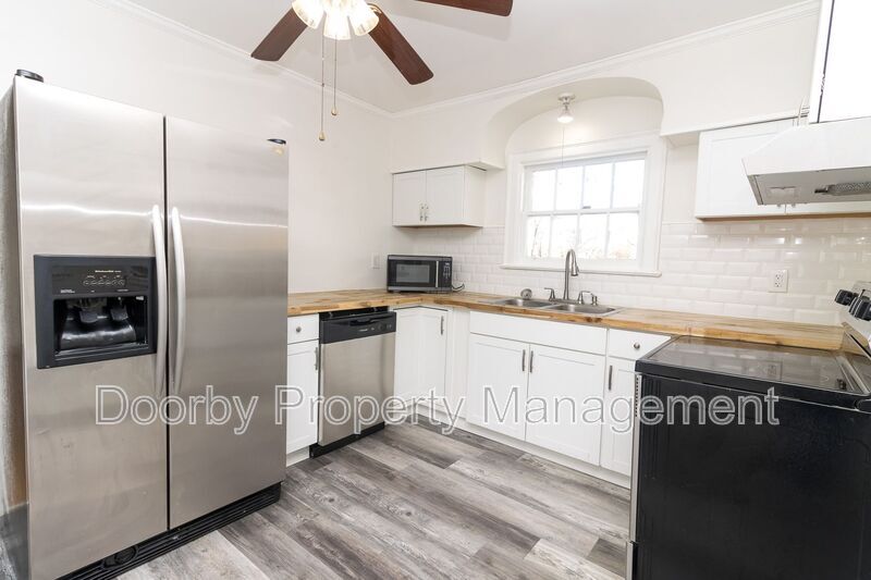 Building Photo - 356 Derby Cir