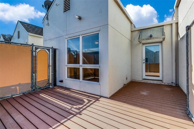 Building Photo - 4060 Travis St